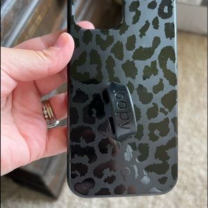 12 pro loopy case